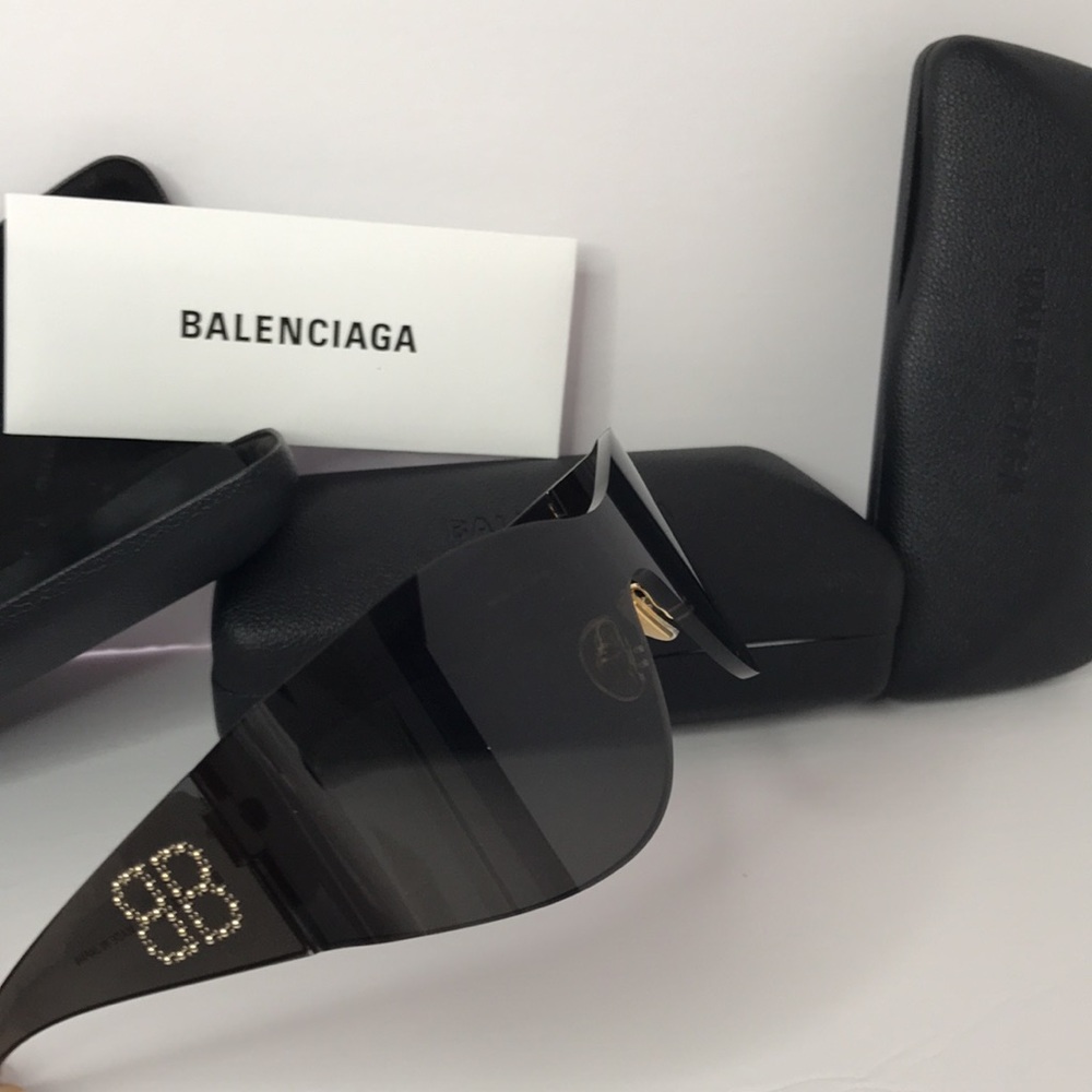 New - Balenciaga BB0122s 004 Women's Black Mask Round Sunglasses - Picture 15 of 17